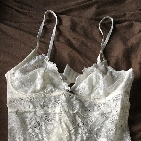 Beautiful creme coloured slip dress - Picture 1 of 2